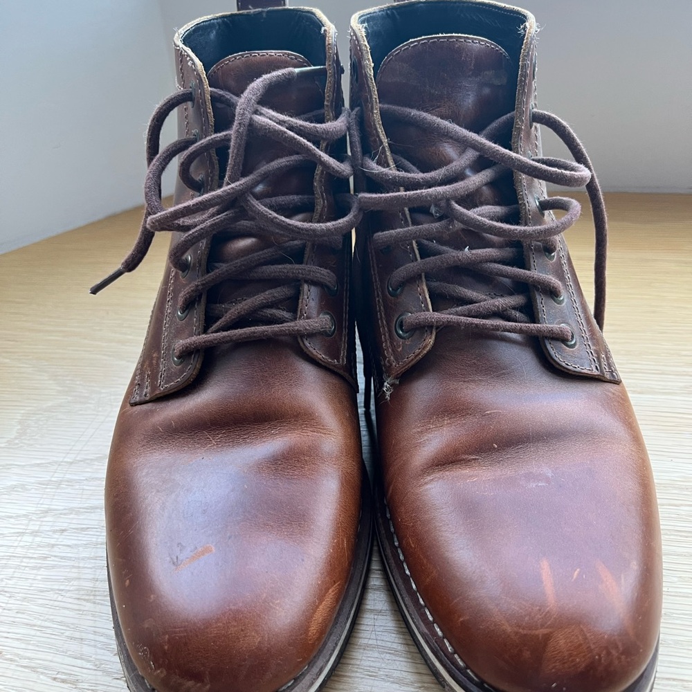 Helm Men's “Zind” teak color Leather Boots sz 9.5